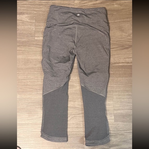 Gray Lululemon leggings - Picture 2 of 3